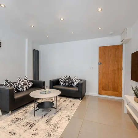 Stylish Two Bedroom Apartment By Central London With Garden Exterior photo